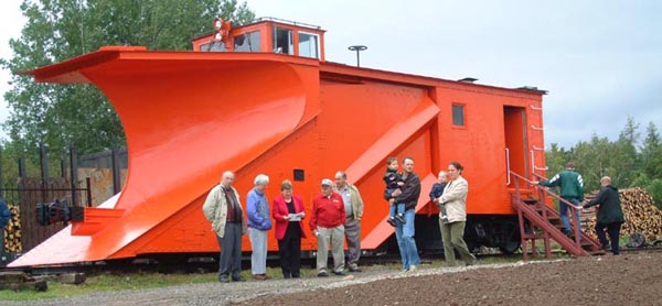 Russel snow plow Orangedale Museum 19 September 2004